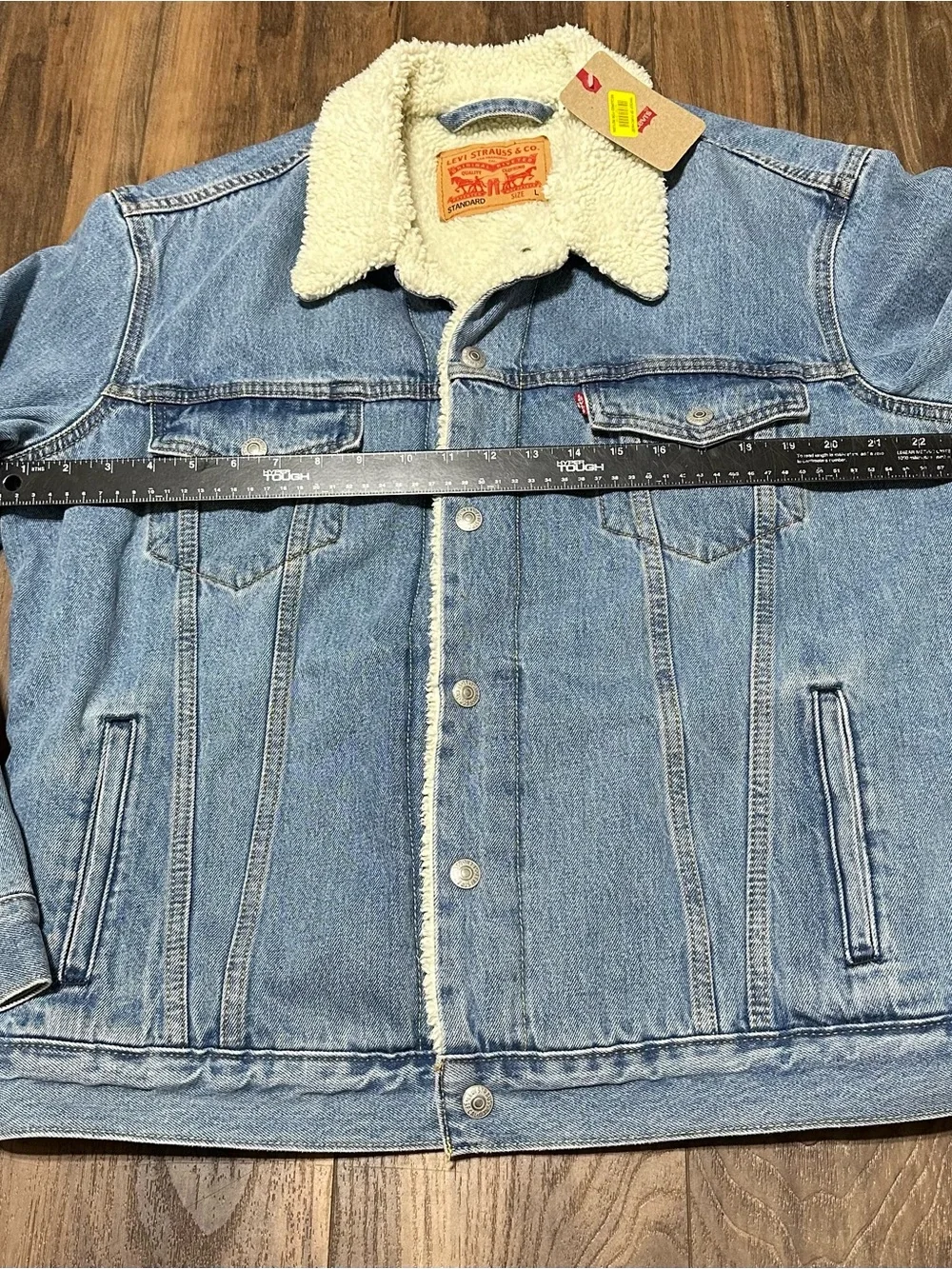 New Levi’s Type 3 Men’s Sherpa Lined Denim Trucker Jacket Light Stonewash L NWT